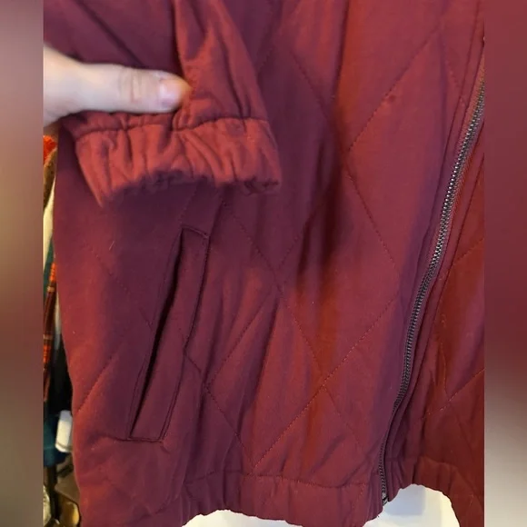 Women's Quilted Boutique Jacket - Burgundy - Picture 3 of 5